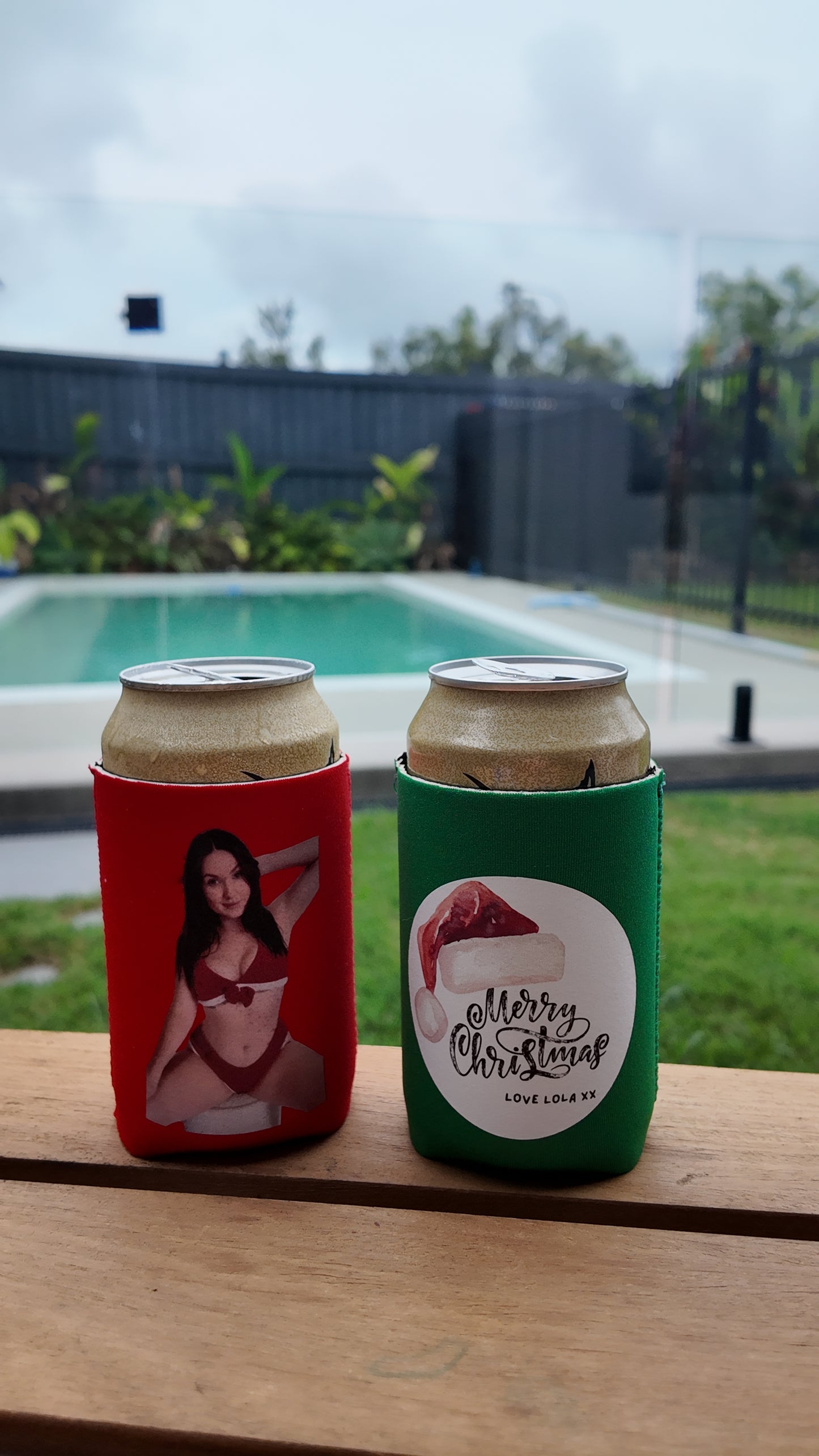 Limited Lola Christmas Drink Cooler 🍺🎄